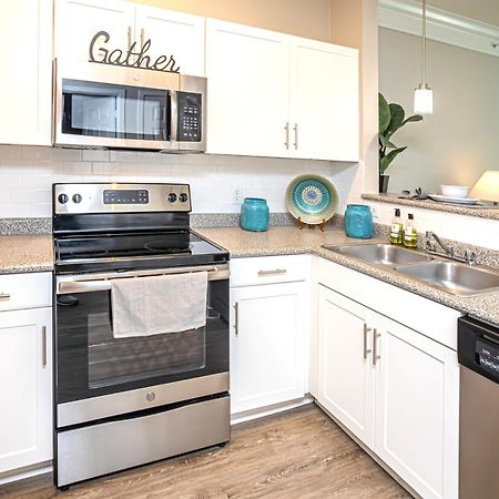 Luxury Suites By Suite Nation Houma Bagian luar foto