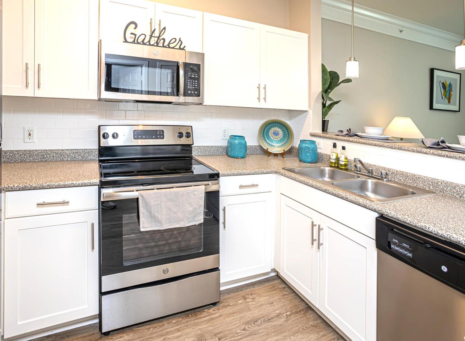 Luxury Suites By Suite Nation Houma Bagian luar foto
